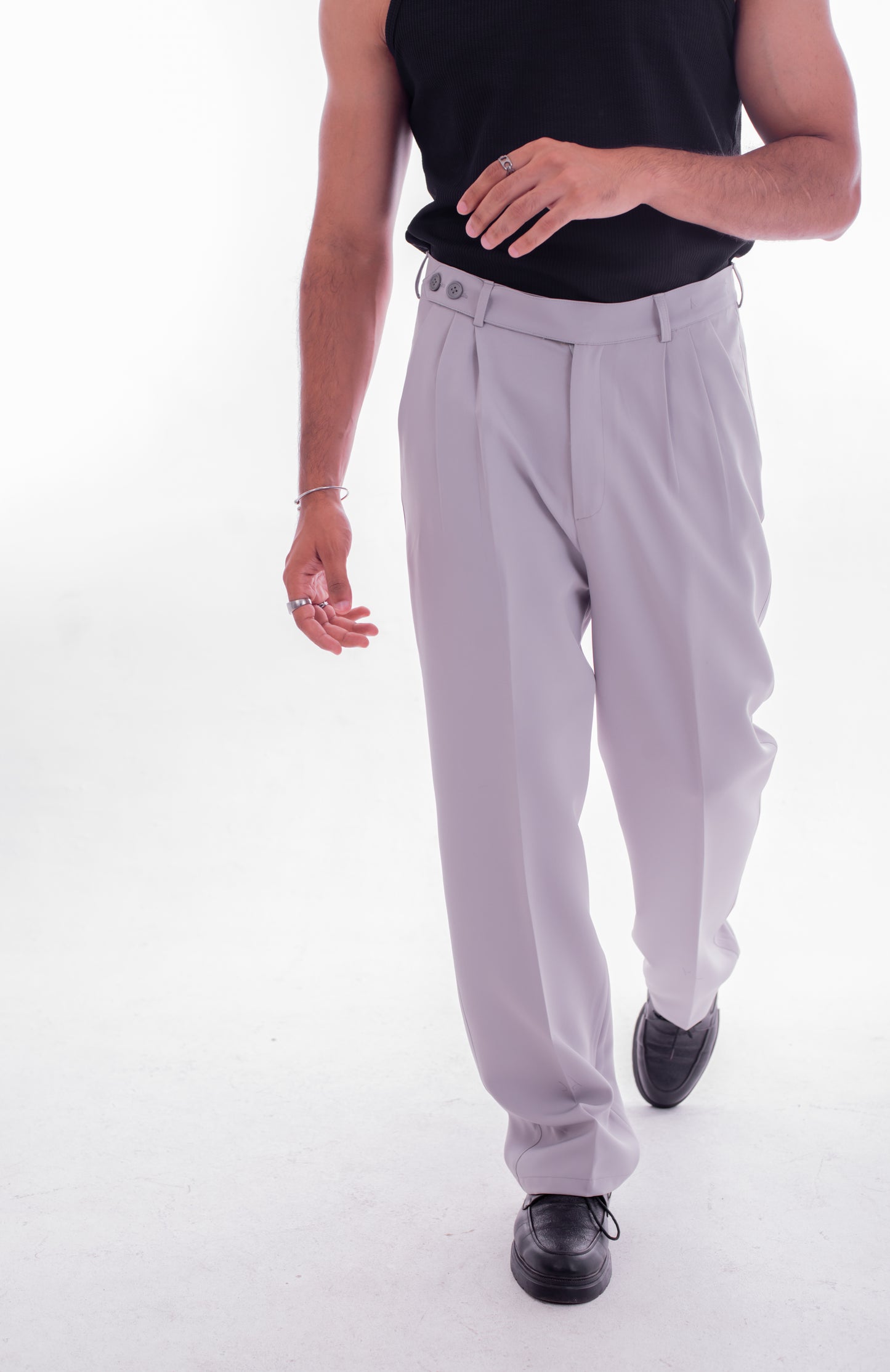 LOOSE FIT TAILORED TROUSERS