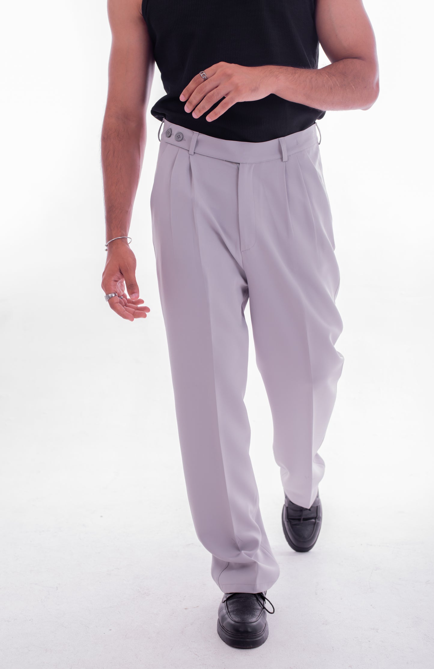 LOOSE FIT TAILORED TROUSERS