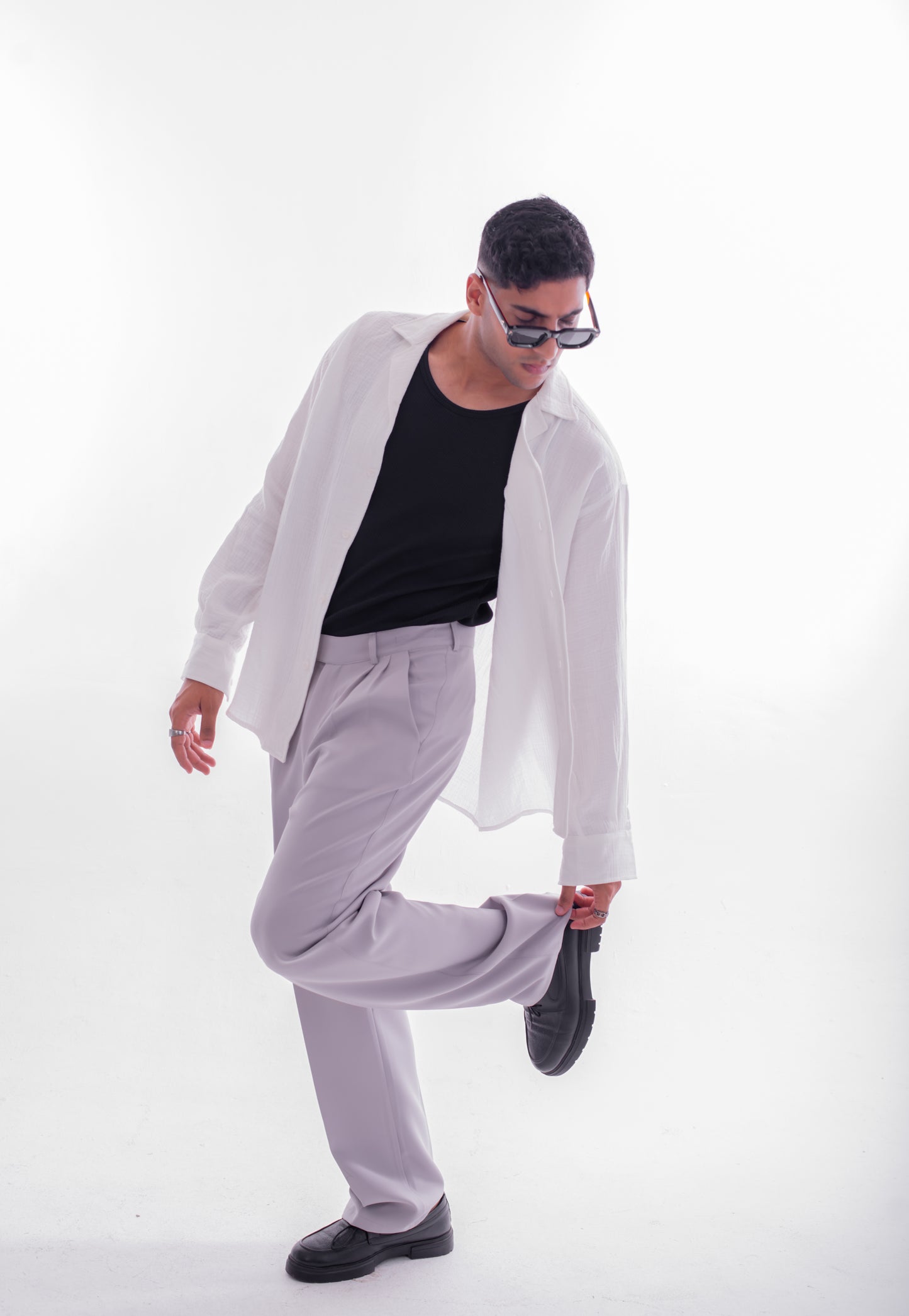 LOOSE FIT TAILORED TROUSERS