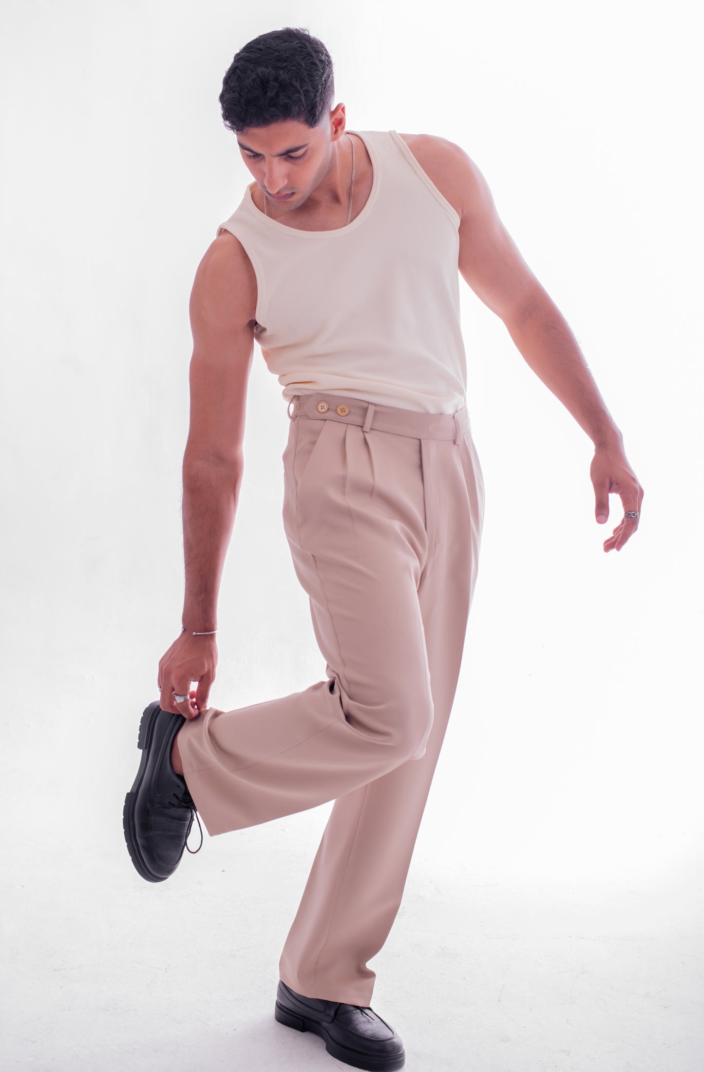 LOOSE FIT TAILORED TROUSERS
