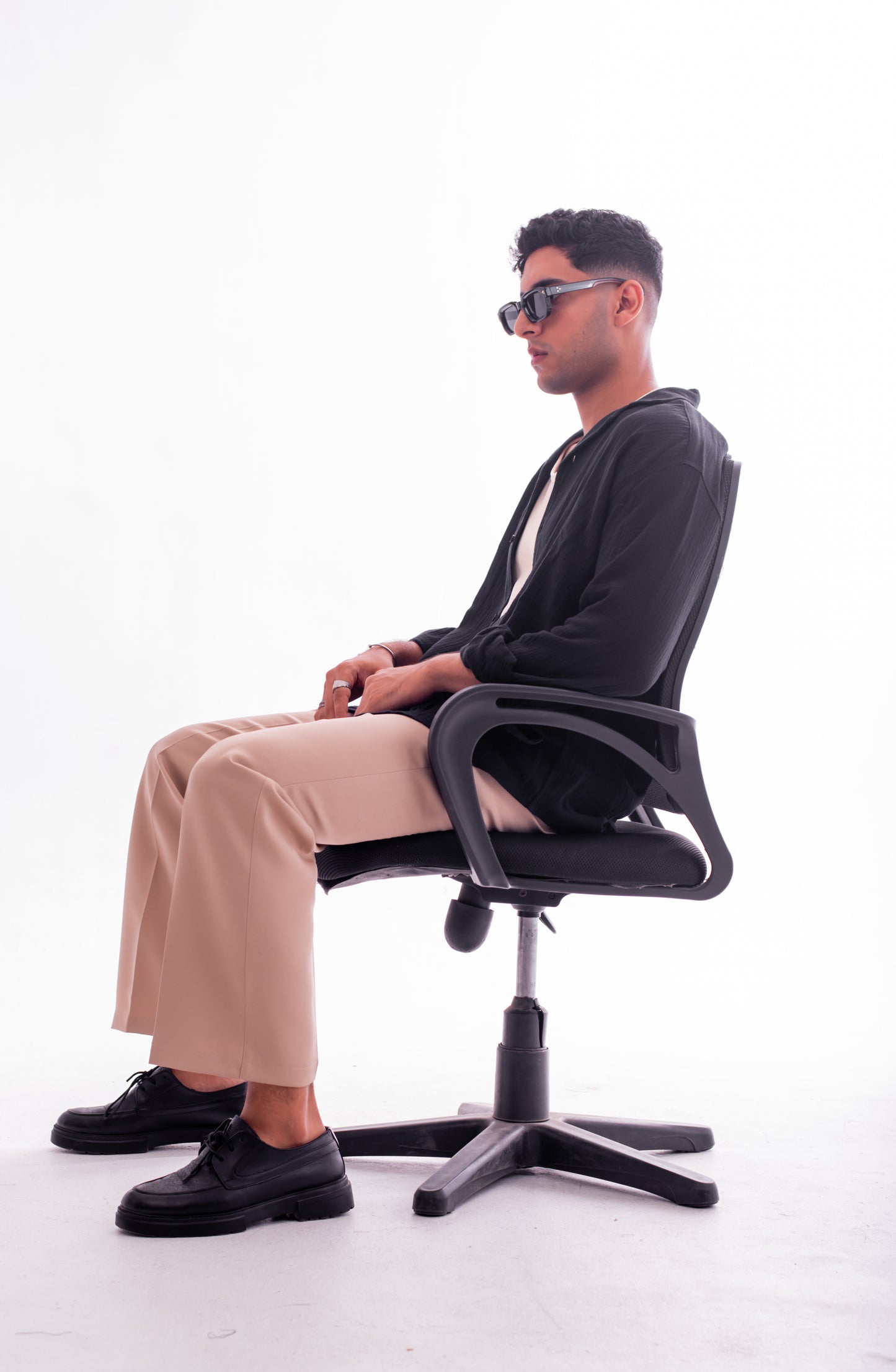 LOOSE FIT TAILORED TROUSERS