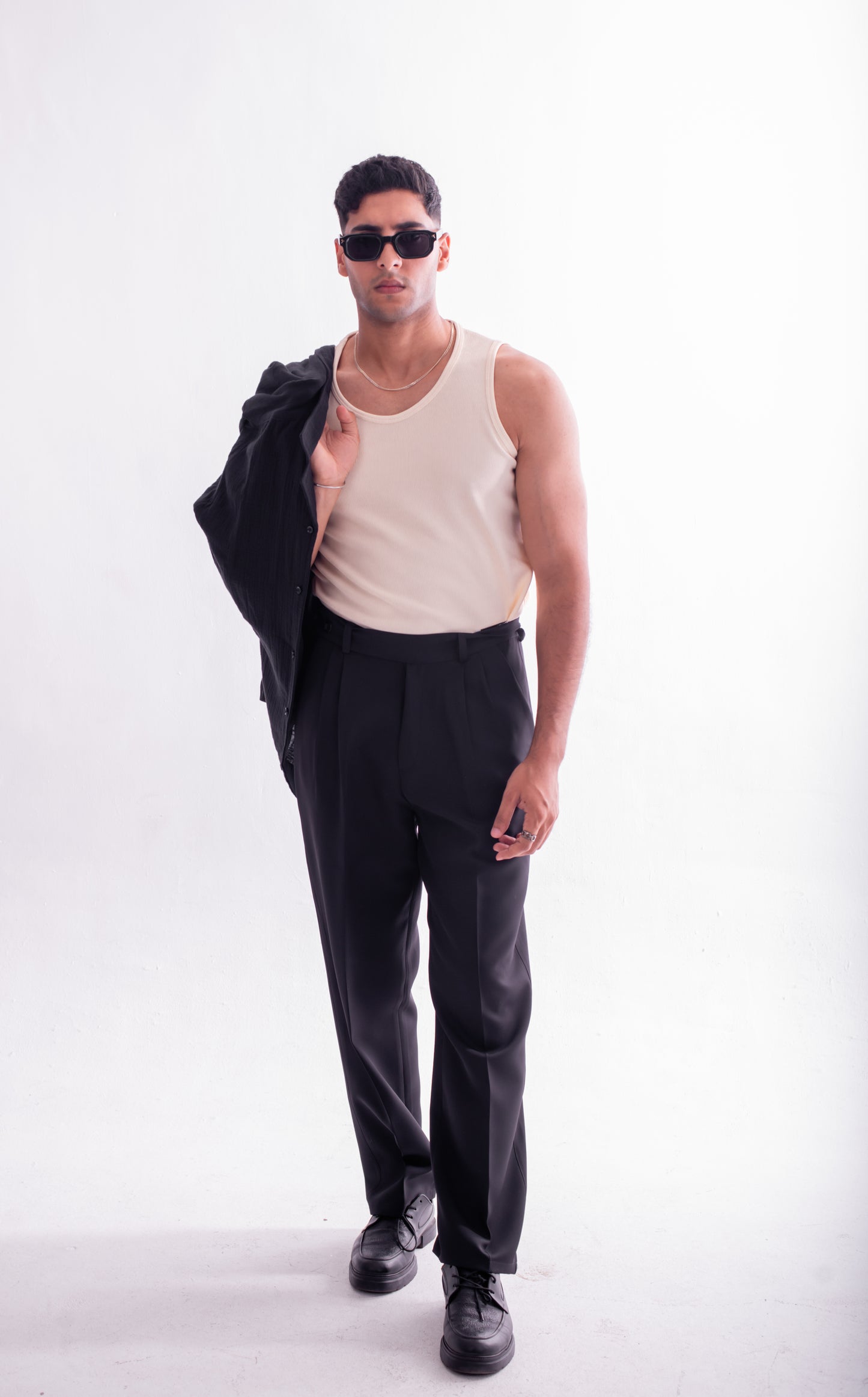 LOOSE FIT TAILORED TROUSERS