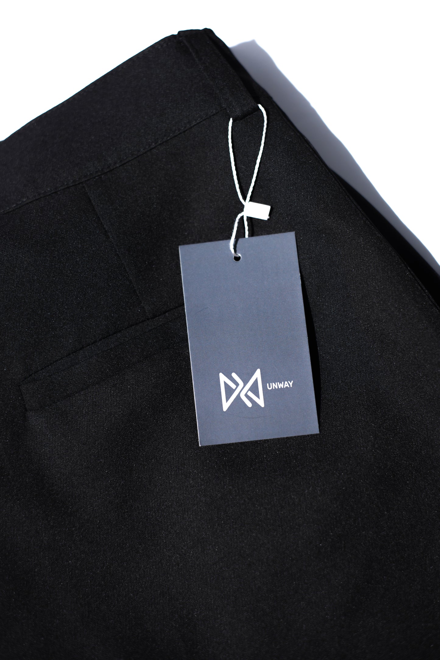 LOOSE FIT TAILORED TROUSERS